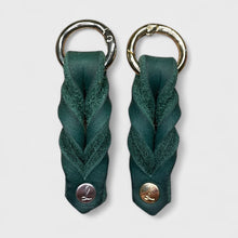 Lade das Bild in den Galerie-Viewer, Kotbeutelhalter aus Fettleder