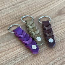 Lade das Bild in den Galerie-Viewer, Schlüsselanhänger "Cara-S"