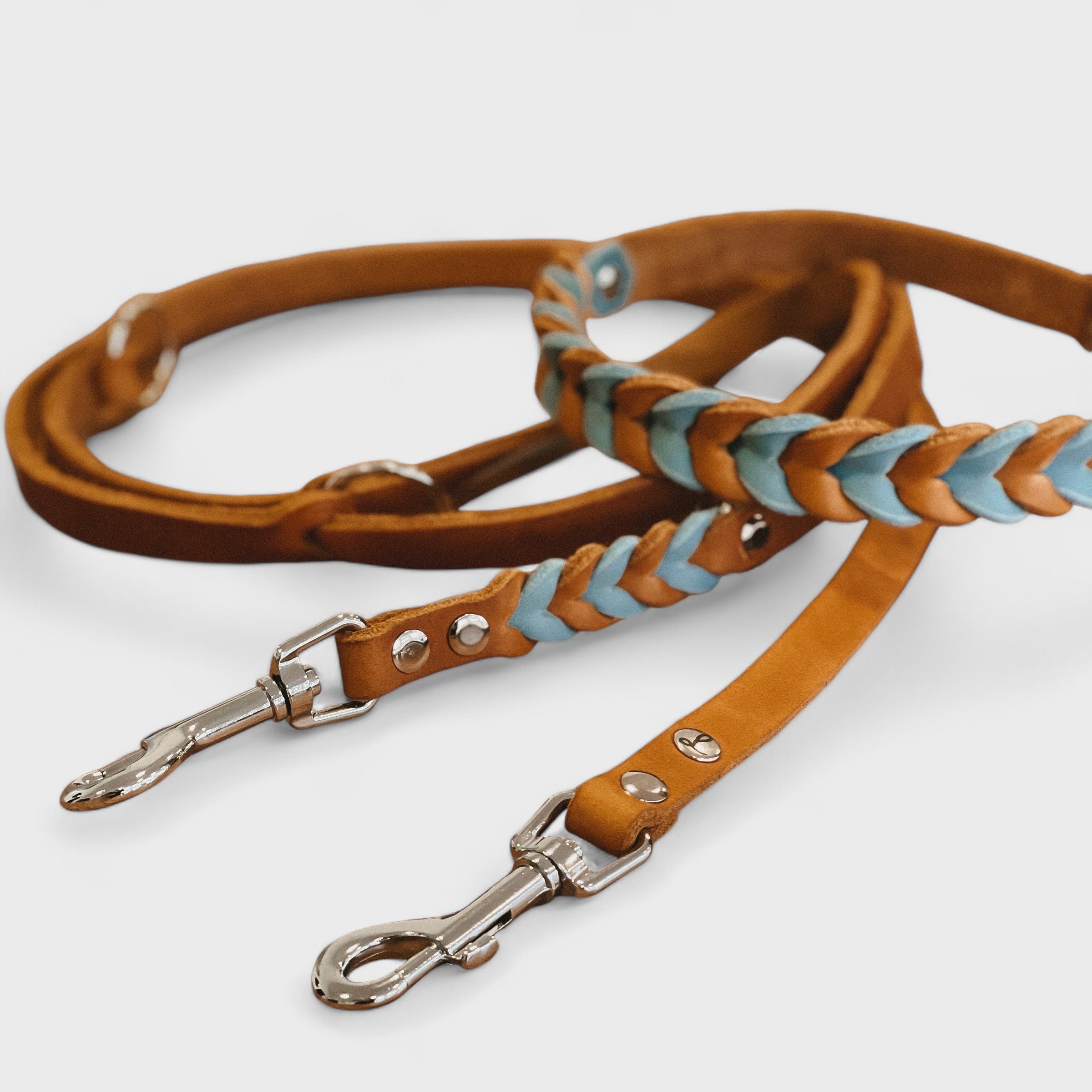 Fettlederhalsband "Elsa" - Cognac/Eisblau